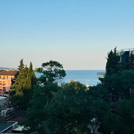Royal Barcelo G404 Sunny Apartman *