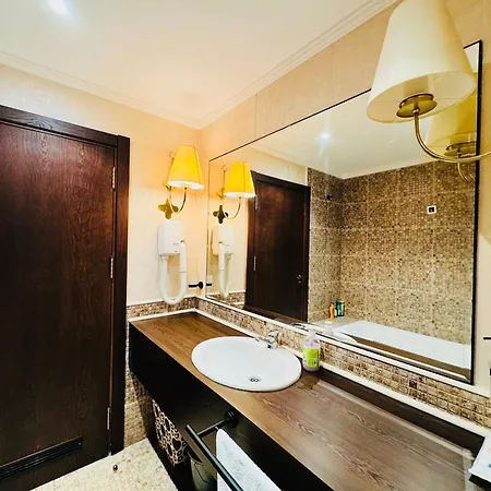 Royal Barcelo G404 Sunny Apartman
