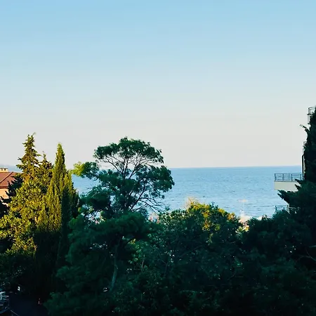 Royal Barcelo G404 Sunny * סאני ביץ'