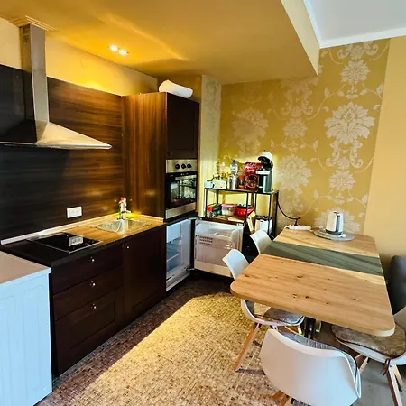 Royal Barcelo G404 Sunny סאני ביץ'